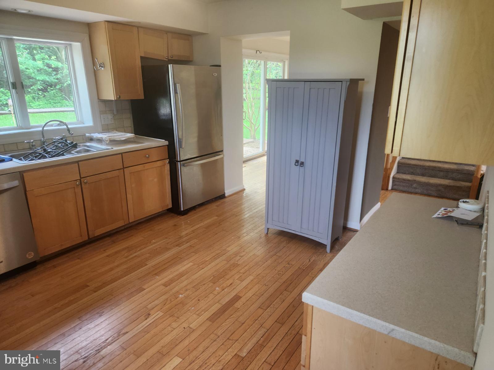 000 - Residential Lease