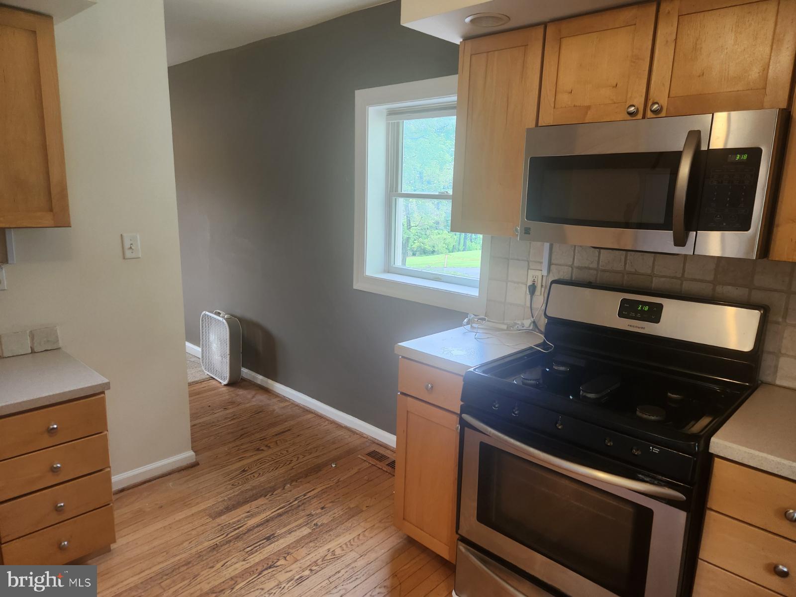 000 - Residential Lease