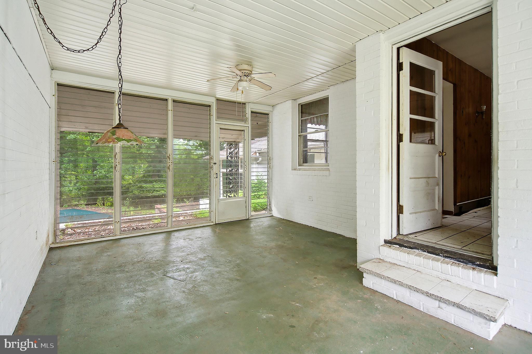 17 BROOKDALE DRIVE