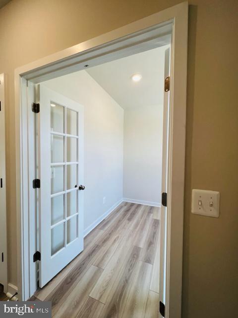 SENSENY VILLAGE - Residential Lease