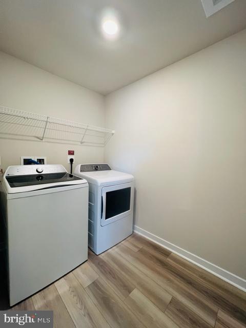 SENSENY VILLAGE - Residential Lease