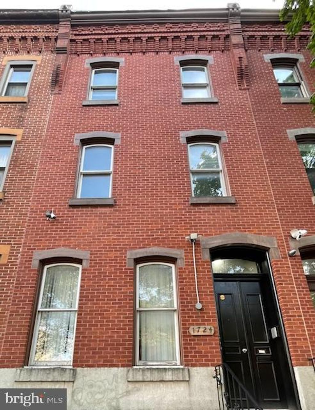 Photo of 1724 W Diamond Street #3, PHILADELPHIA, PA 19121 (MLS # PAPH2582356)