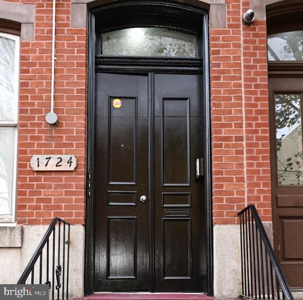 Photo of 1724 W Diamond Street #3, PHILADELPHIA, PA 19121 (MLS # PAPH2582356)