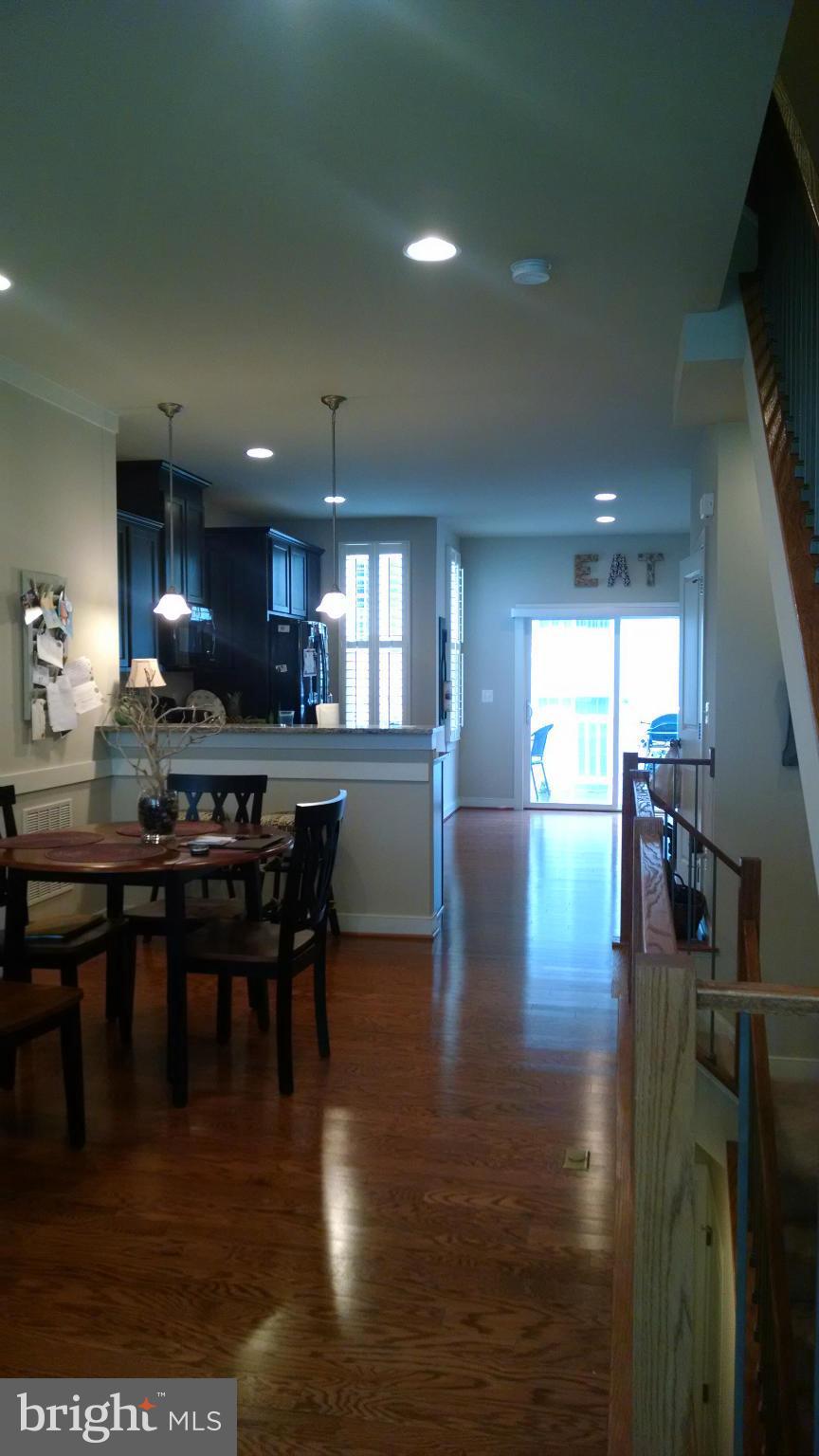 WOODSTREAM - Residential Lease