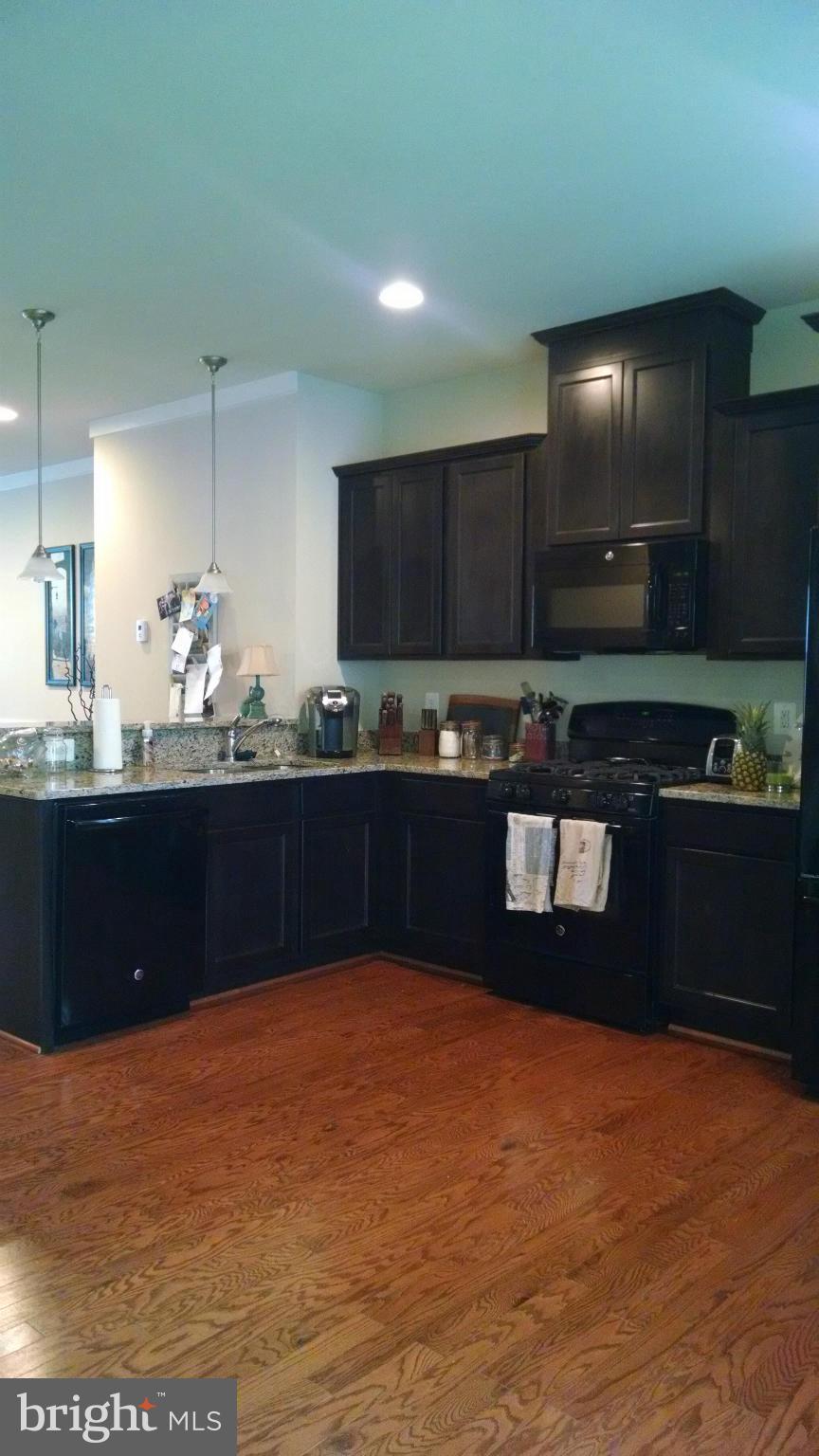 WOODSTREAM - Residential Lease