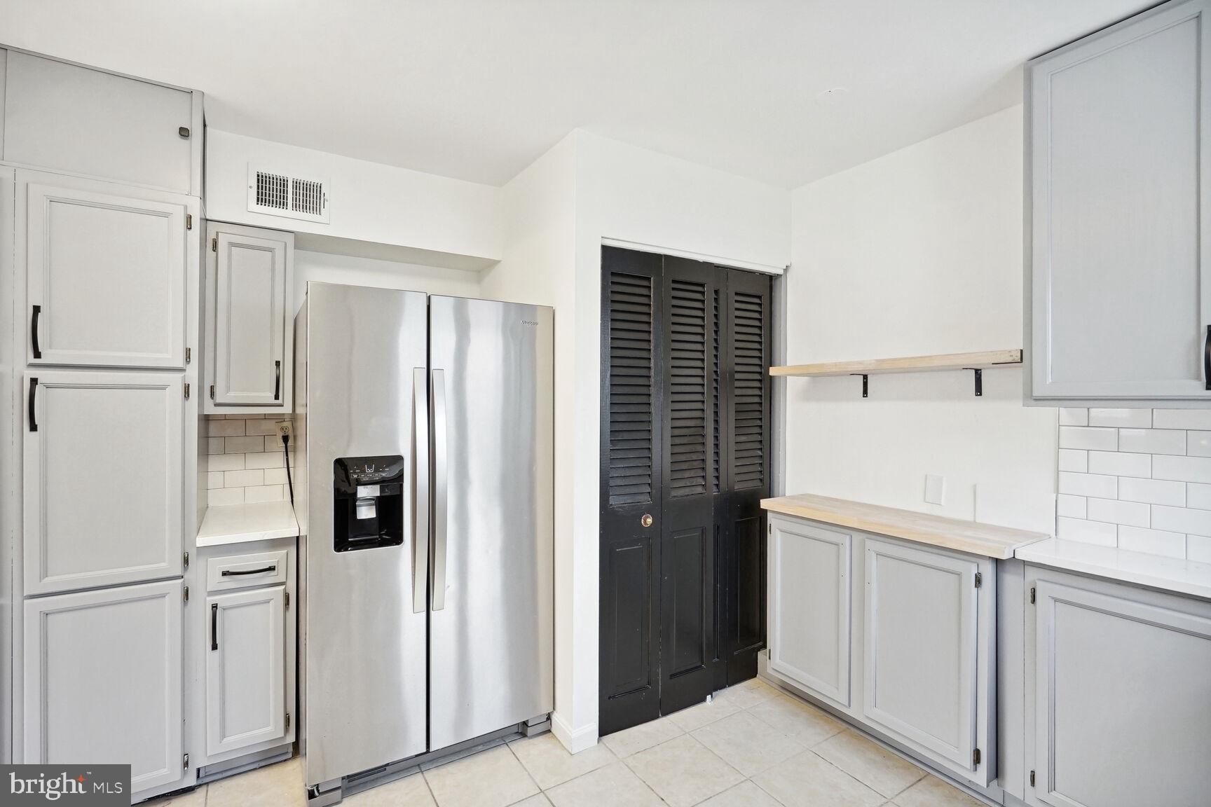 DAWN VILLAGE - Residential