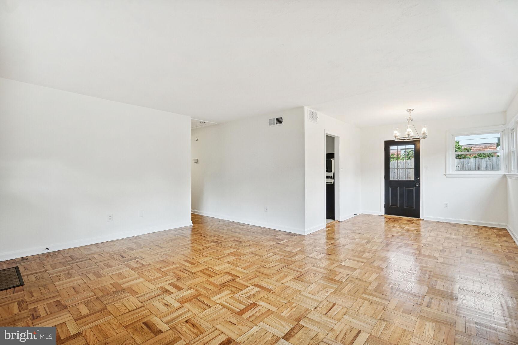 DAWN VILLAGE - Residential