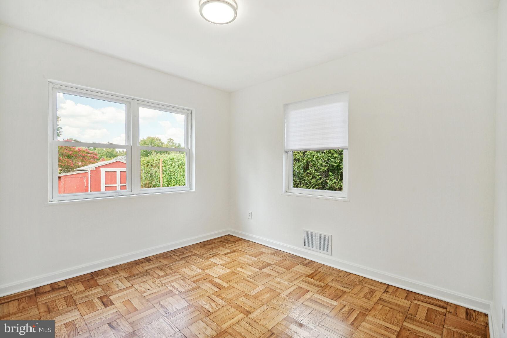 DAWN VILLAGE - Residential