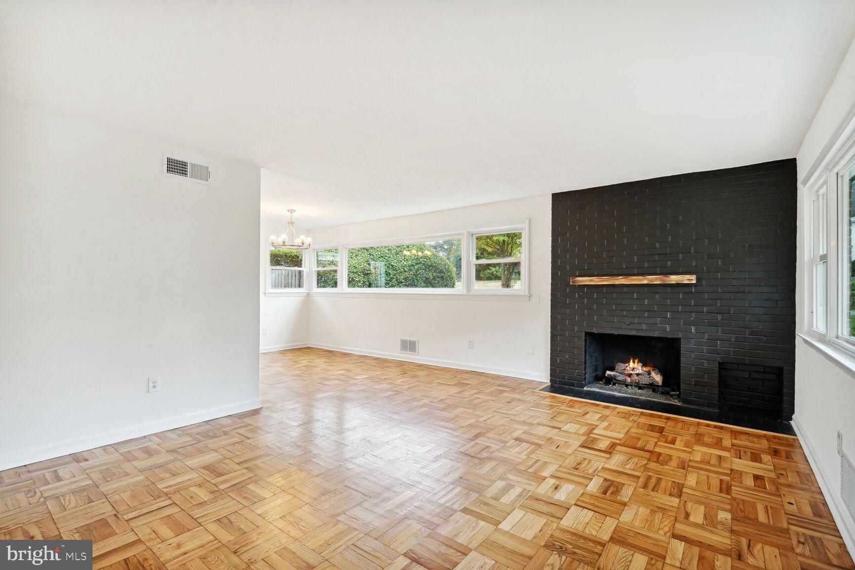 DAWN VILLAGE - Residential