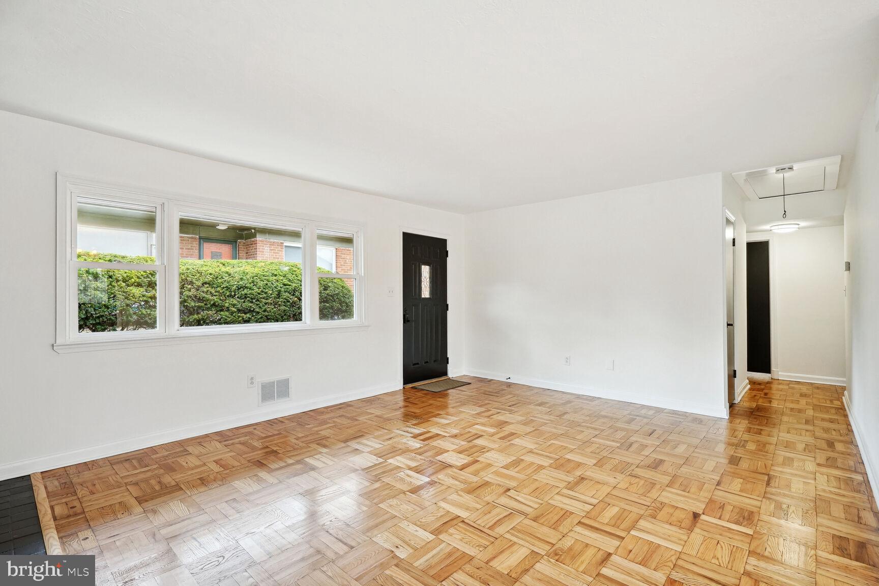 DAWN VILLAGE - Residential