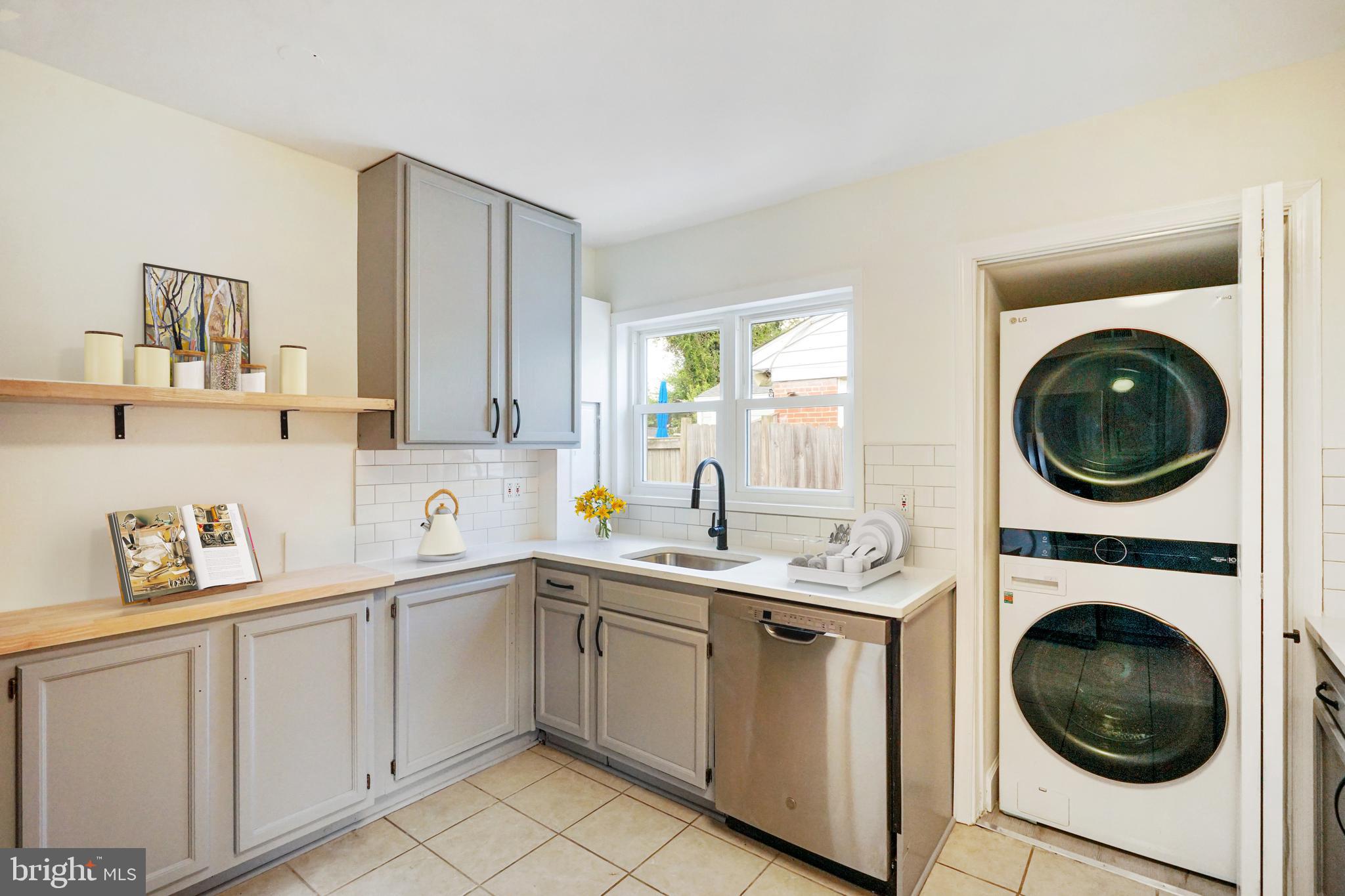 DAWN VILLAGE - Residential