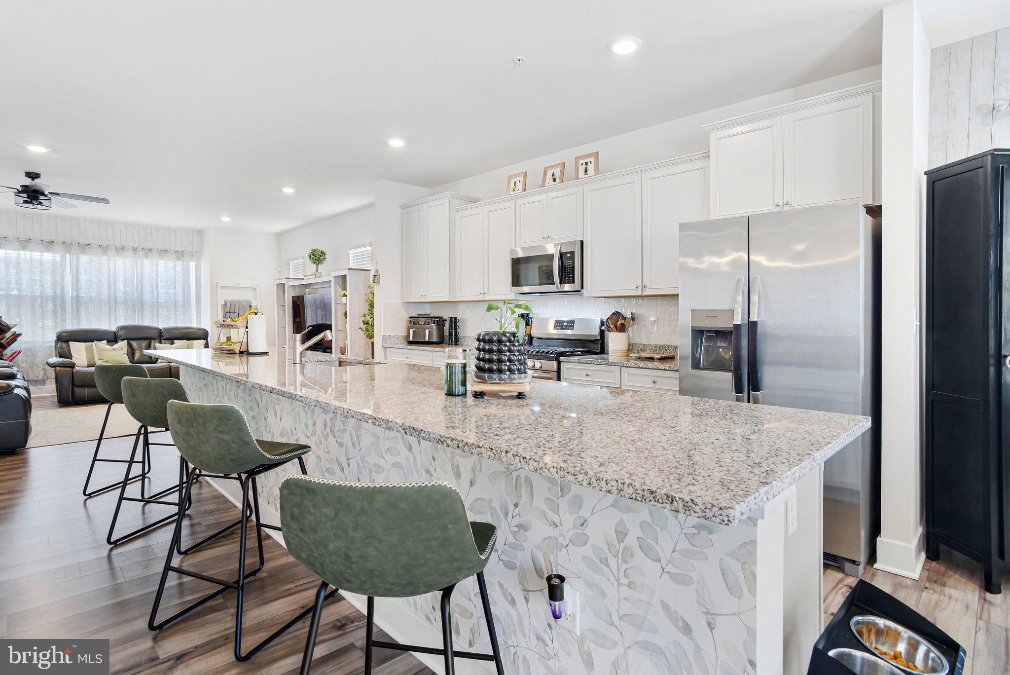 4136 SKIPTON PLACE