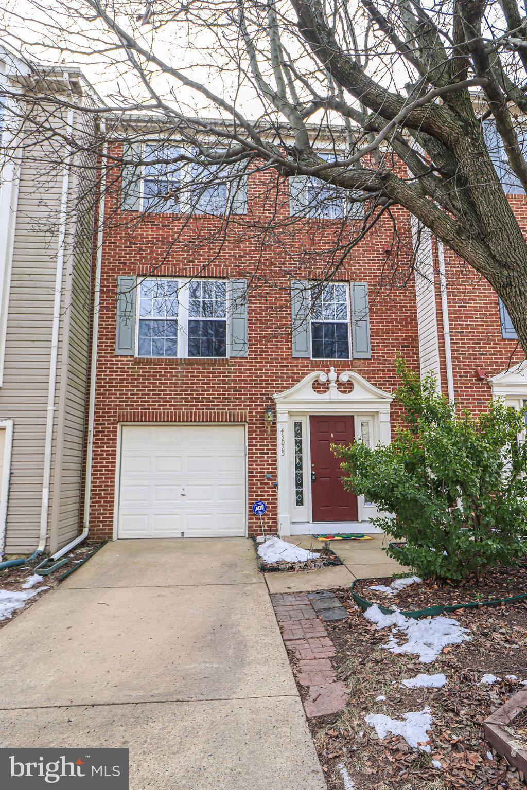 SOUTH RIDING - Residential