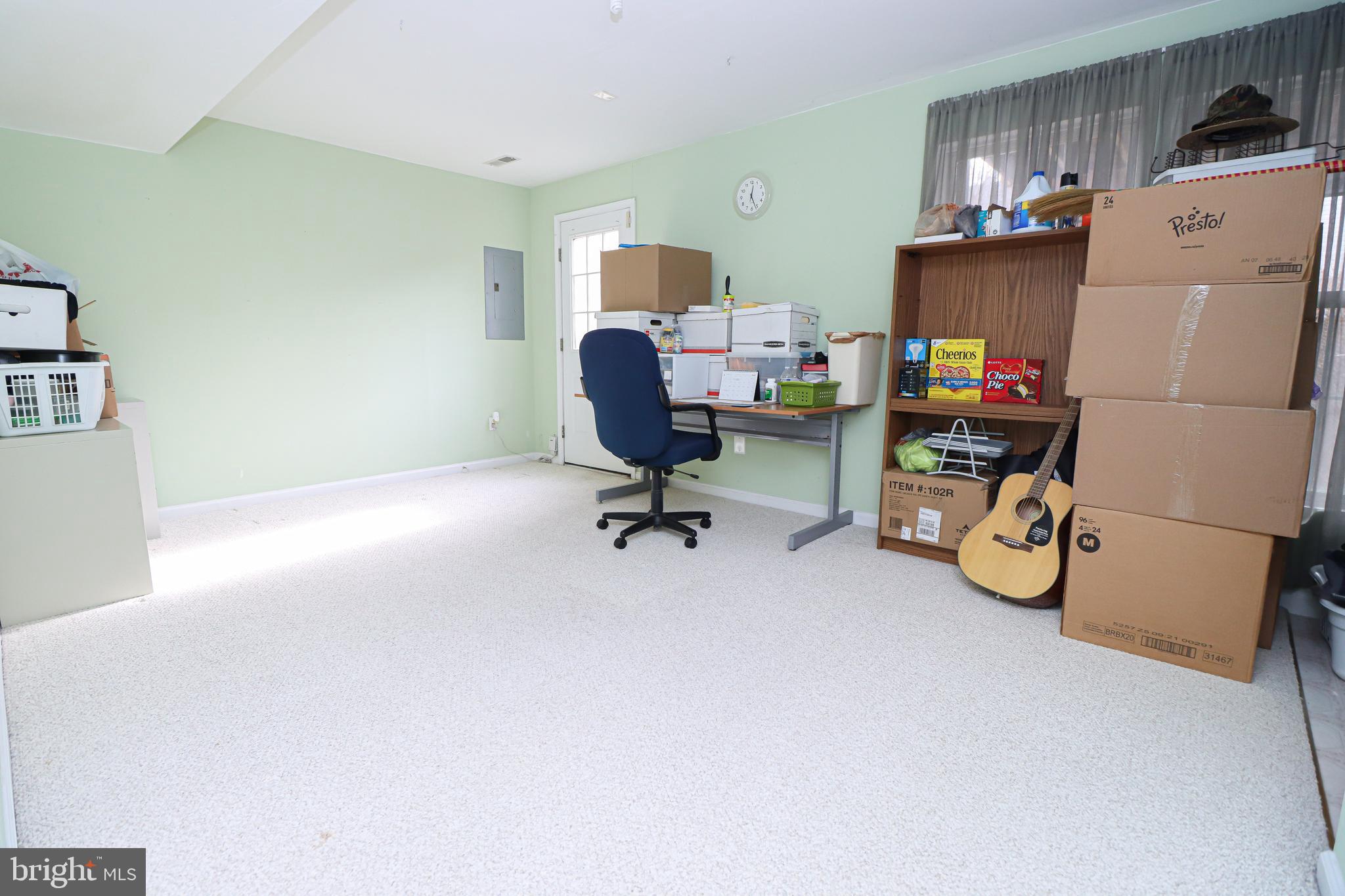 SOUTH RIDING - Residential