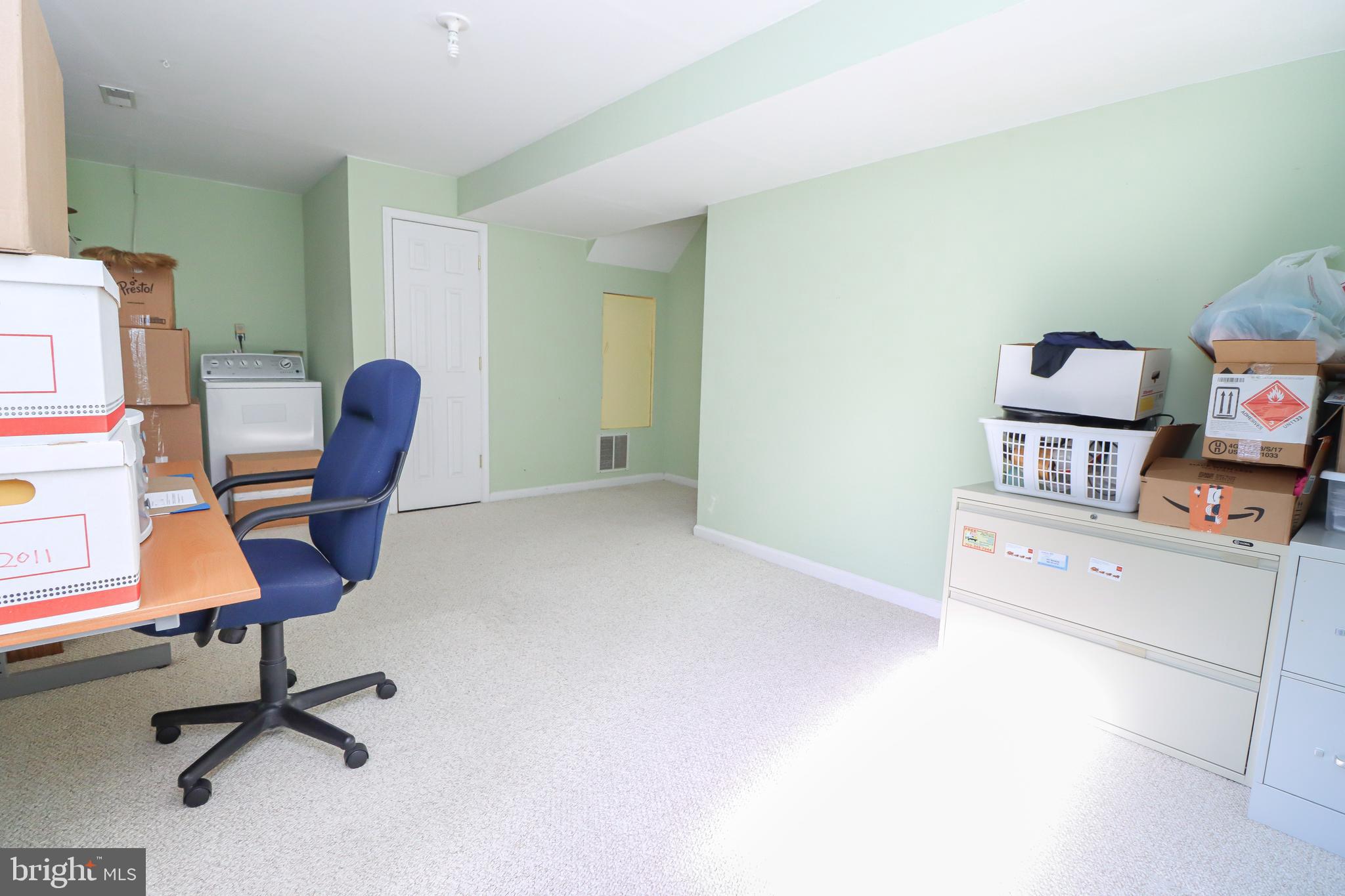 SOUTH RIDING - Residential