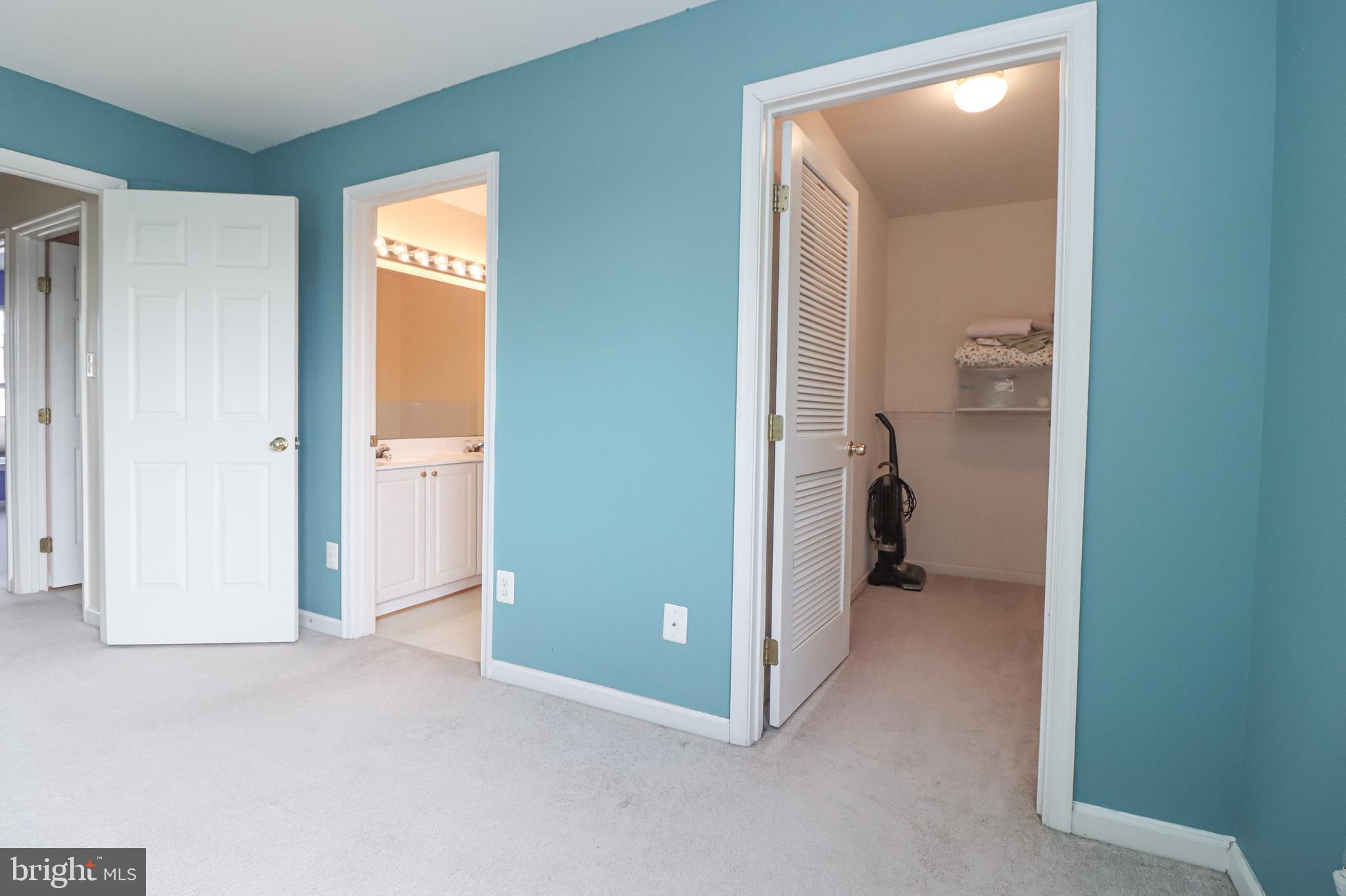 SOUTH RIDING - Residential