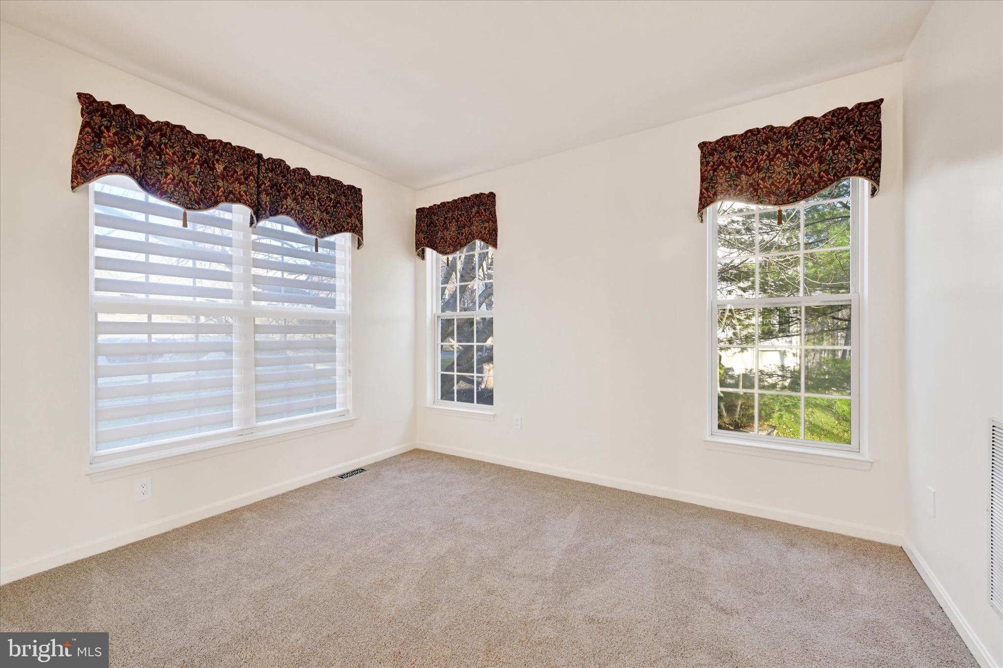 3339 GOVERNOR MARTIN COURT