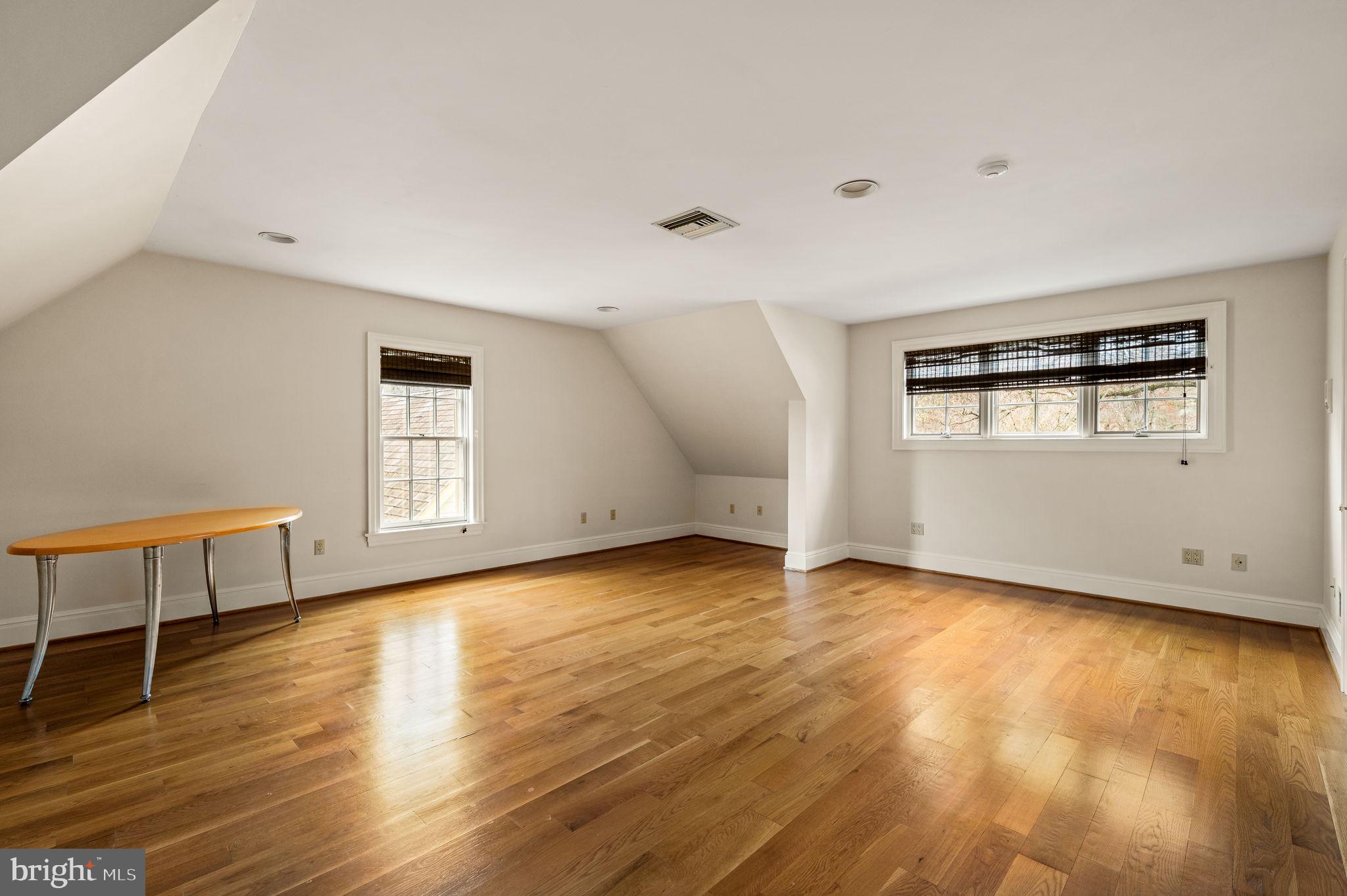 SPRINGTON POINTE - Residential