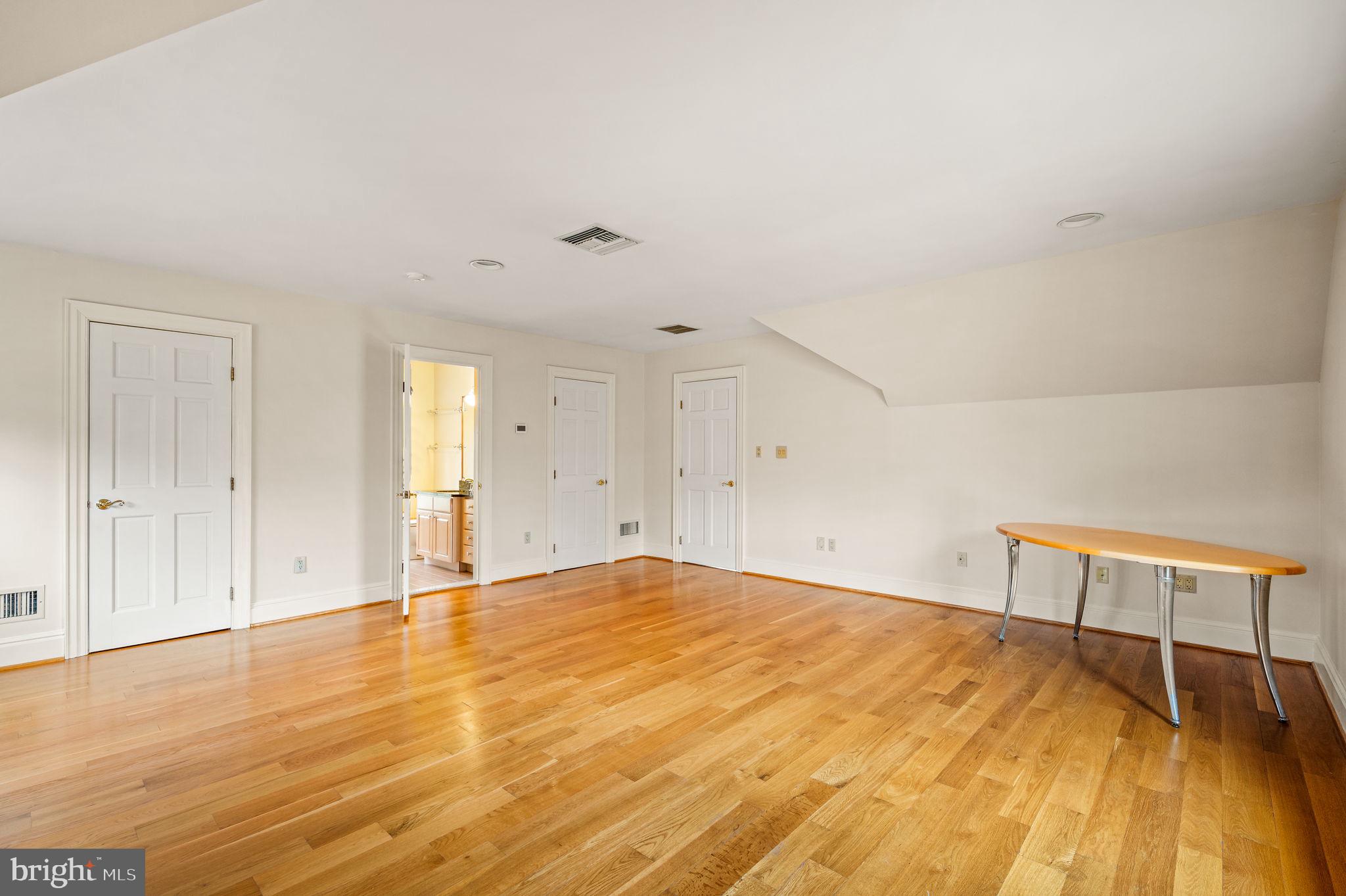 SPRINGTON POINTE - Residential