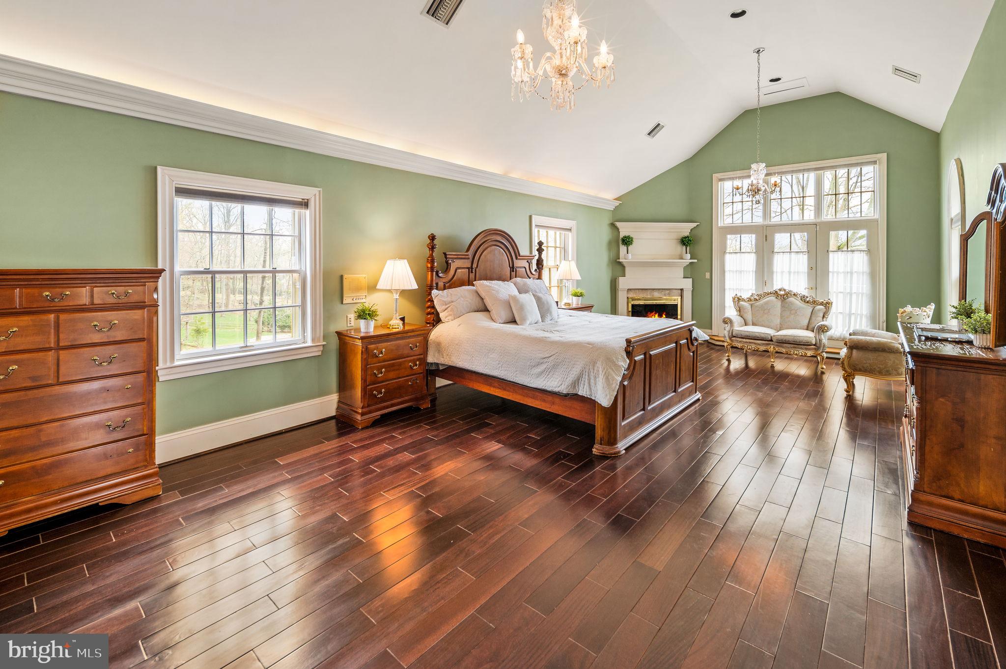 SPRINGTON POINTE - Residential