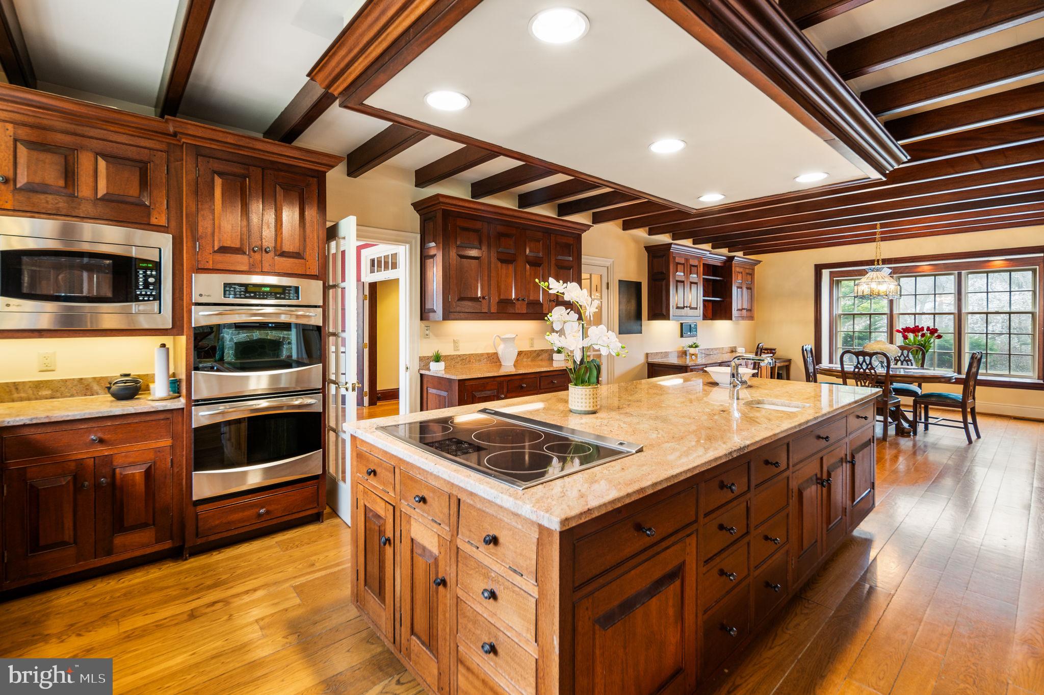 SPRINGTON POINTE - Residential