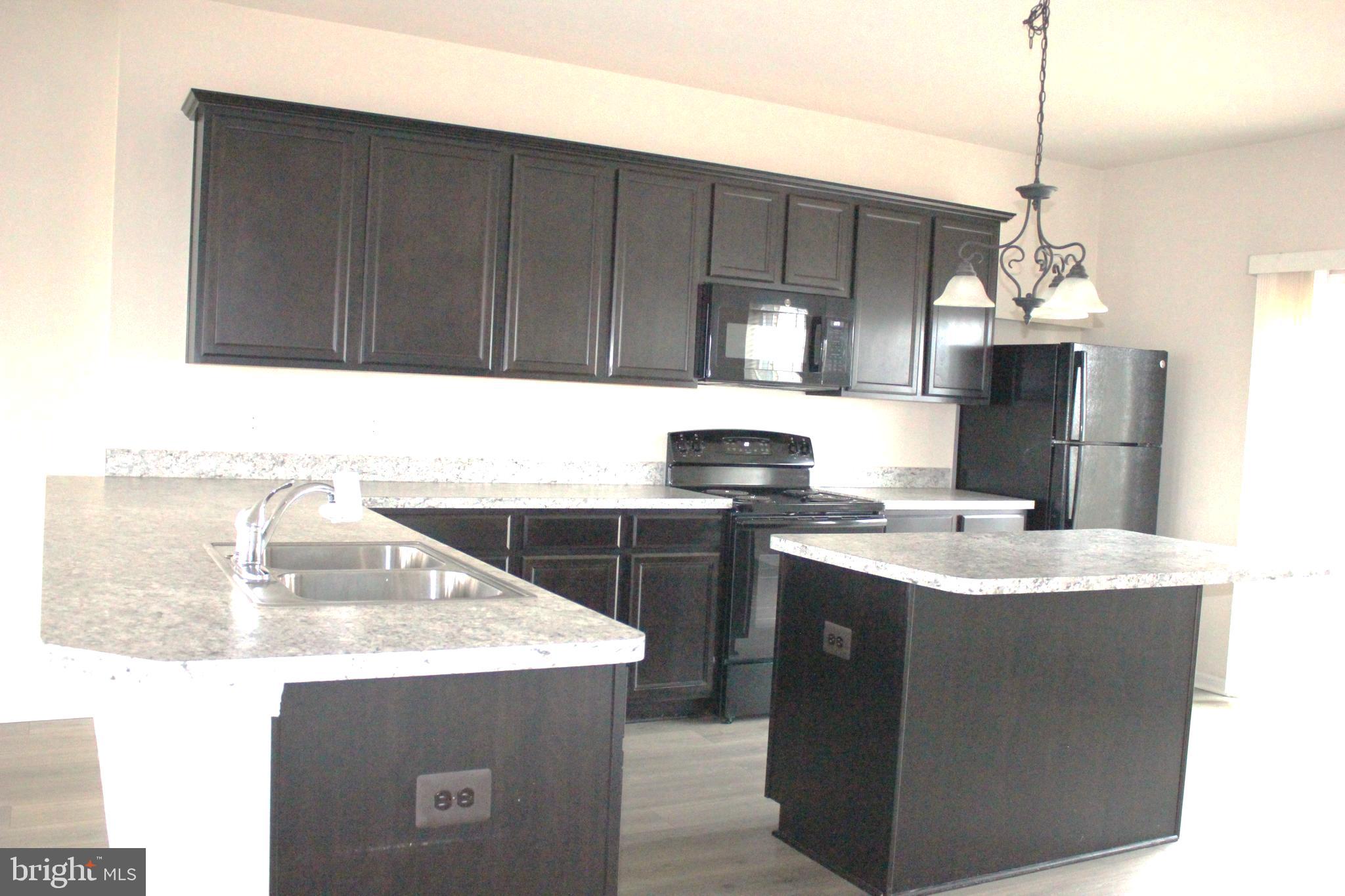 SNOWDEN BRIDGE - Residential Lease