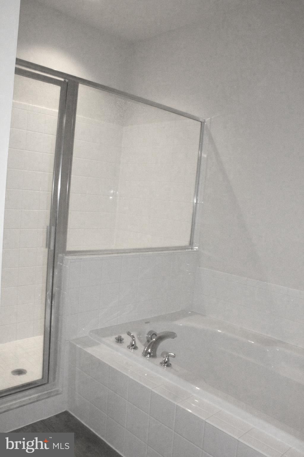 SNOWDEN BRIDGE - Residential Lease