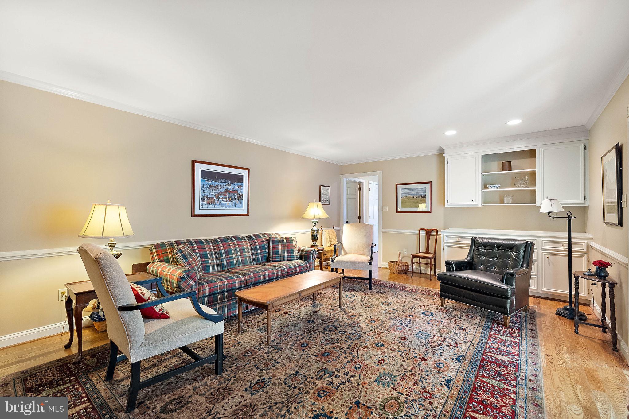 SPRING MEADOWS - Residential