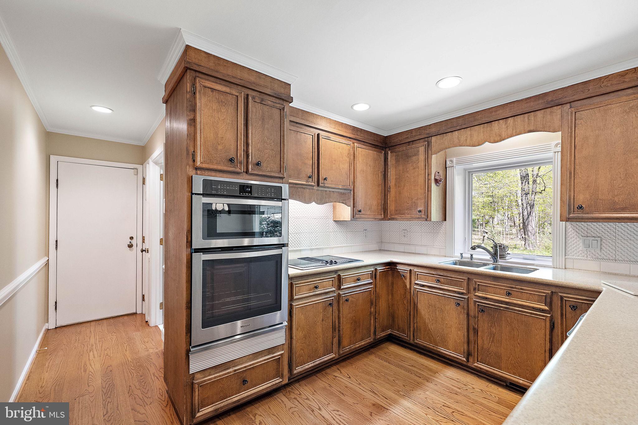 SPRING MEADOWS - Residential