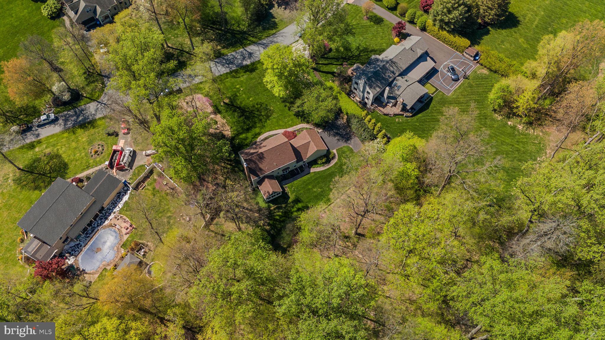 SPRING MEADOWS - Residential