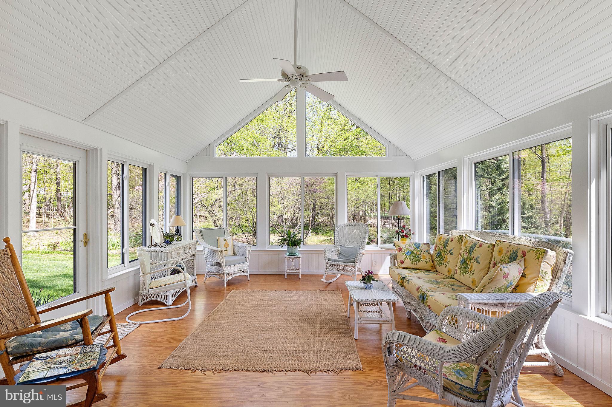 SPRING MEADOWS - Residential