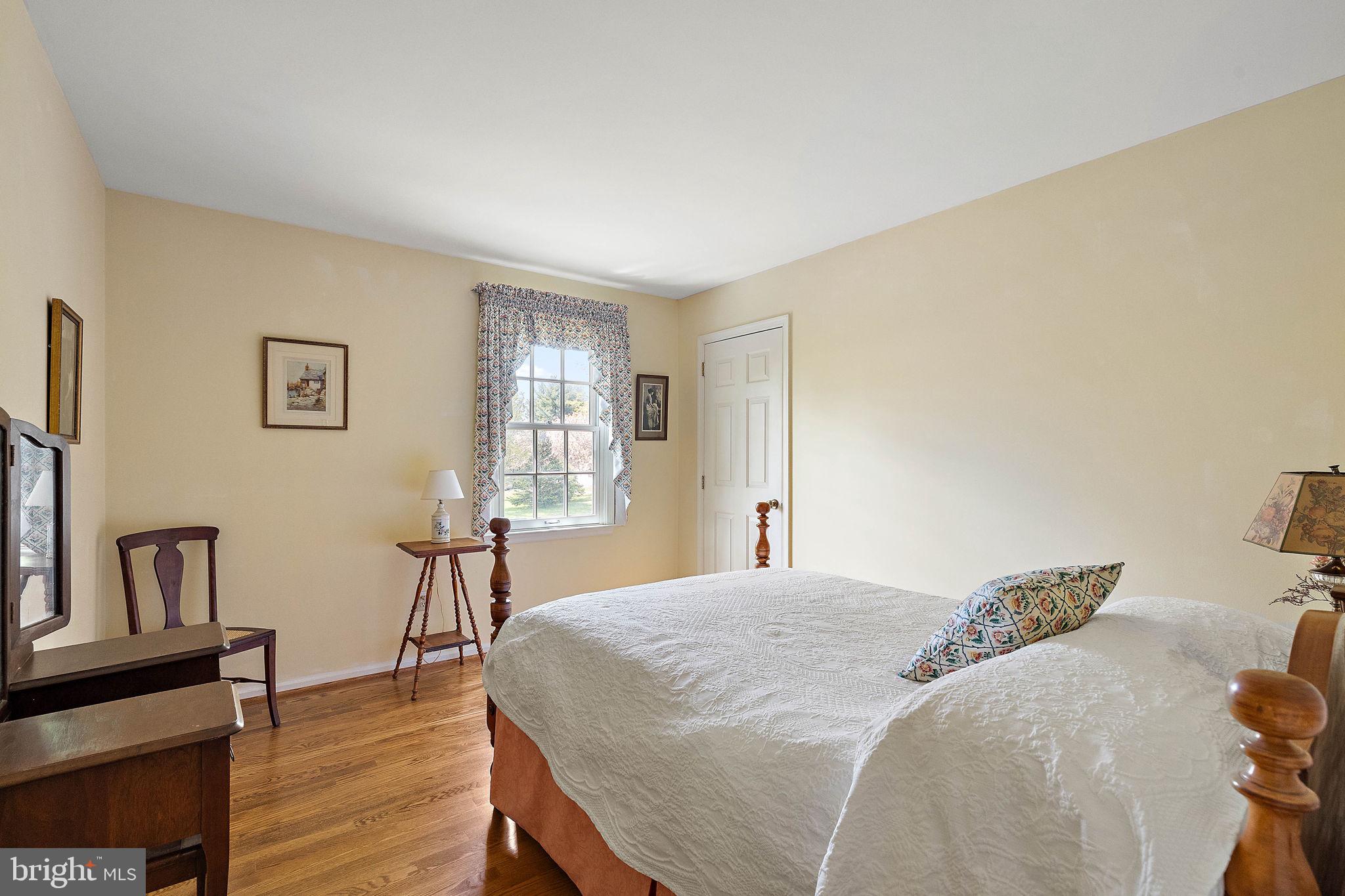 SPRING MEADOWS - Residential