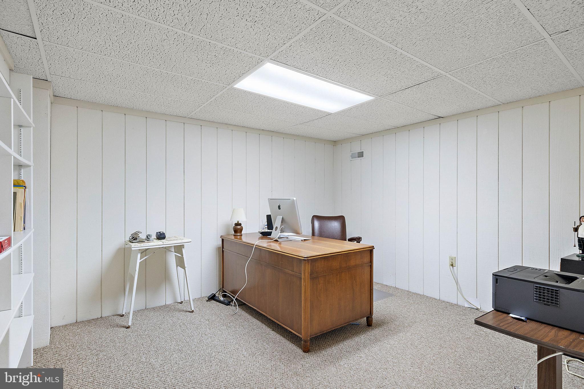 SPRING MEADOWS - Residential