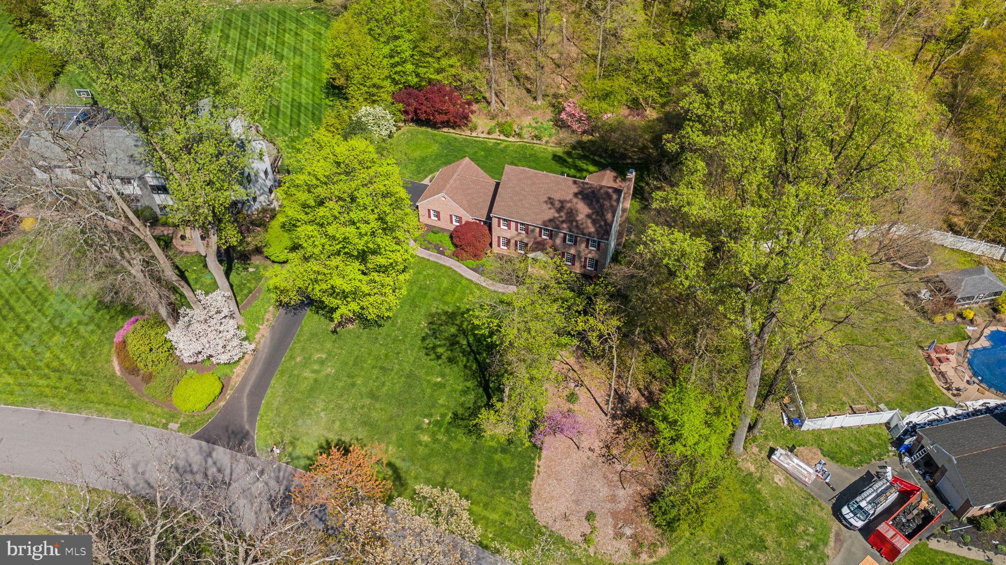 SPRING MEADOWS - Residential