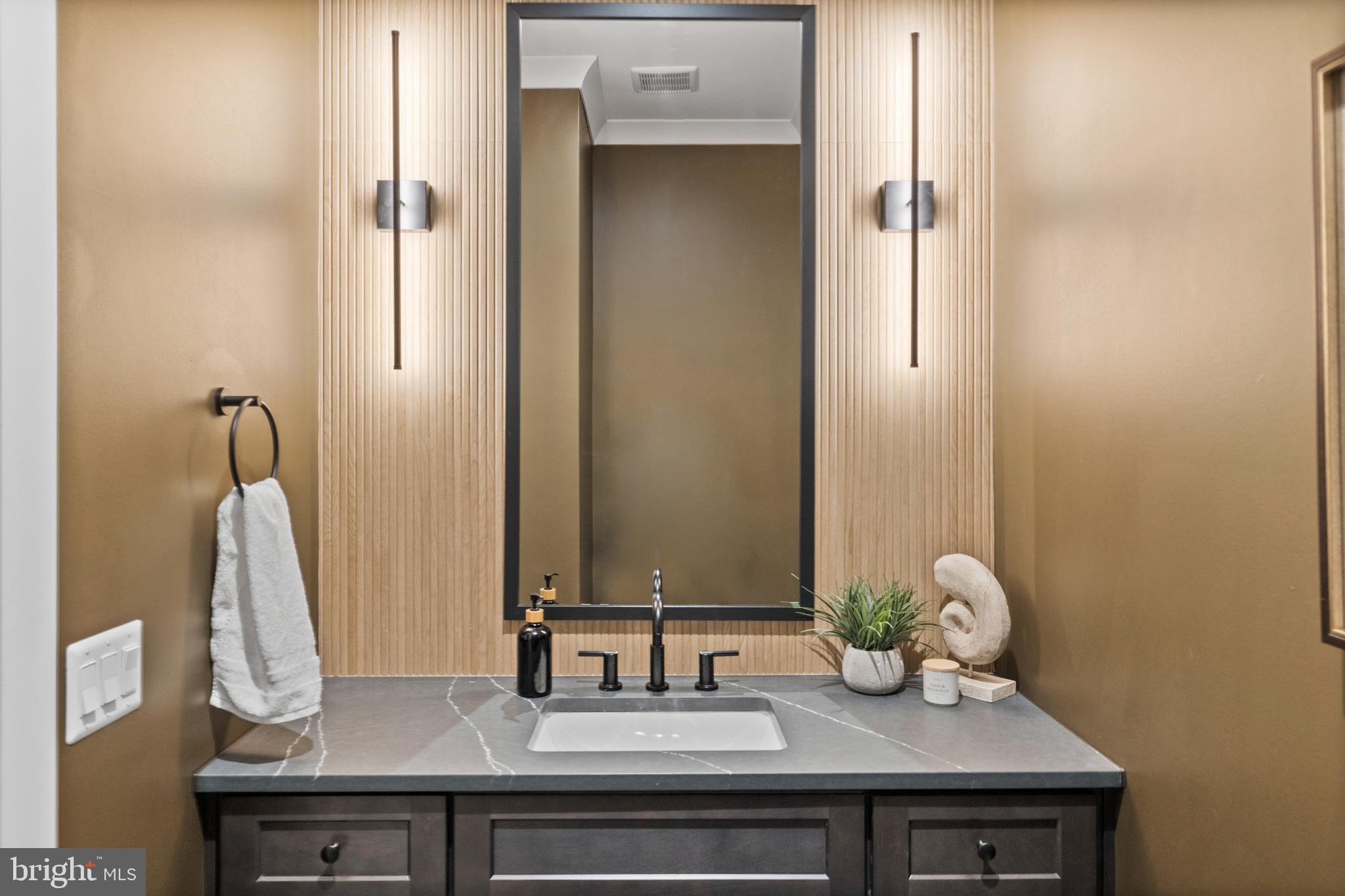 VIENNA WOODS - Residential