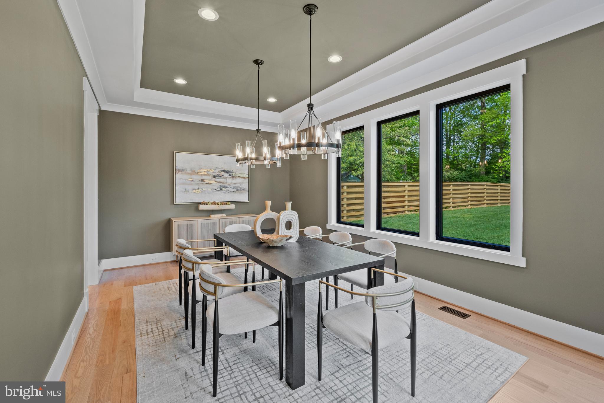 VIENNA WOODS - Residential