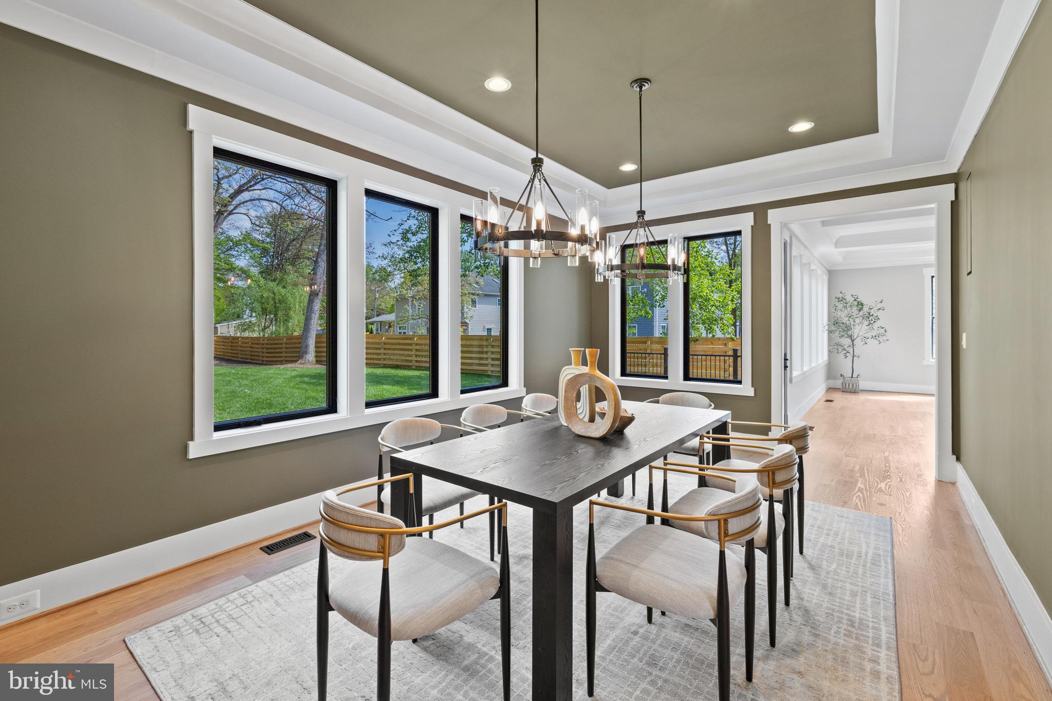 VIENNA WOODS - Residential