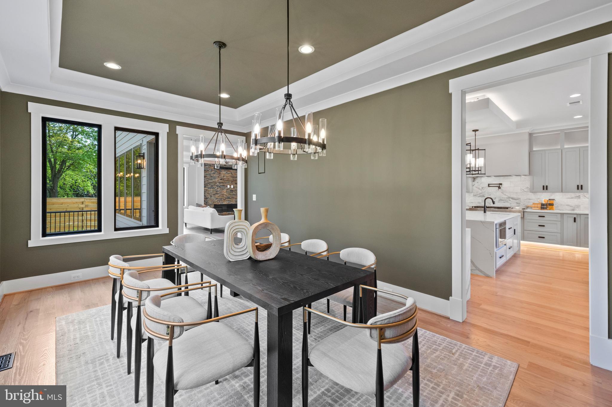 VIENNA WOODS - Residential