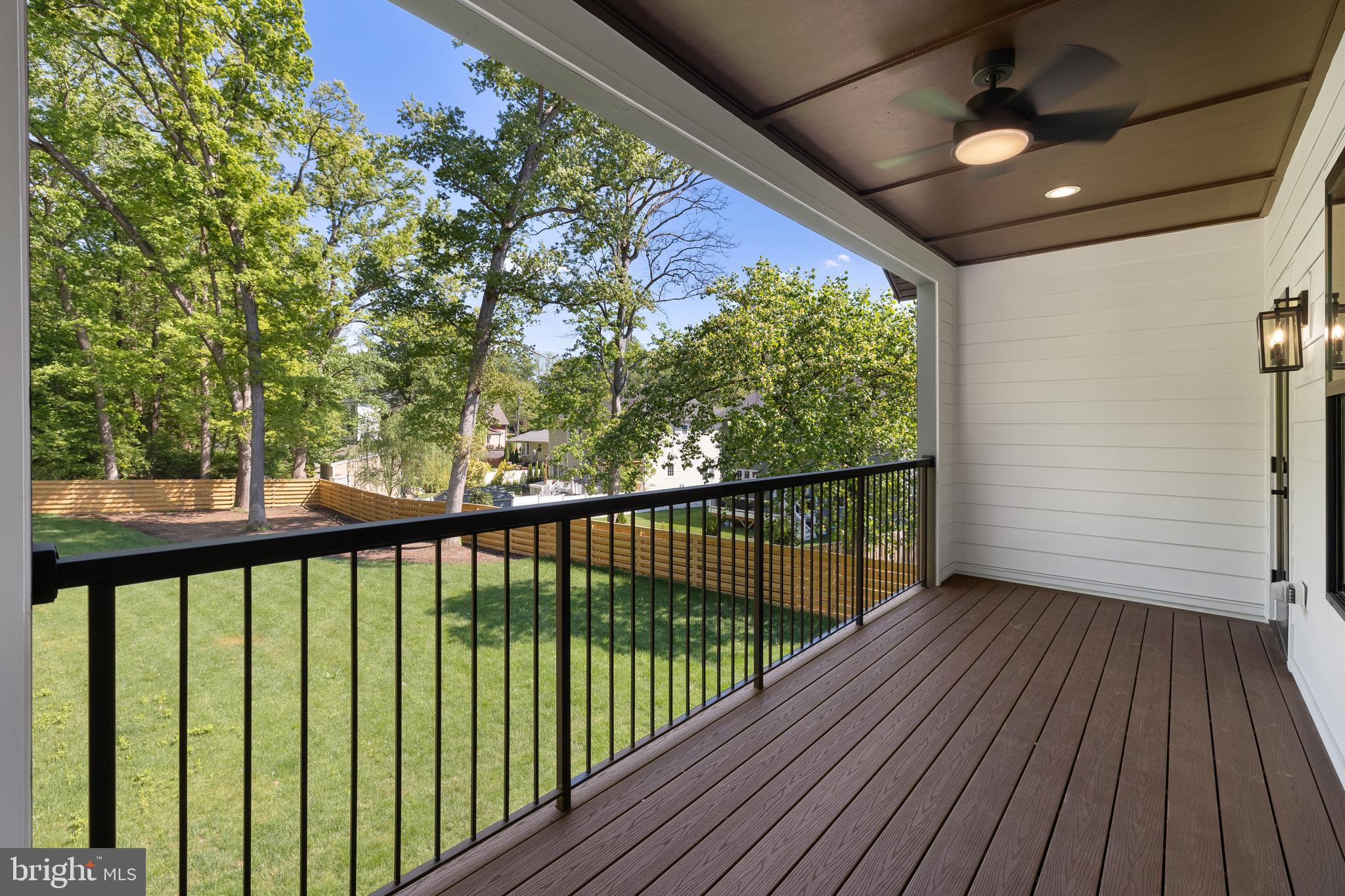 VIENNA WOODS - Residential