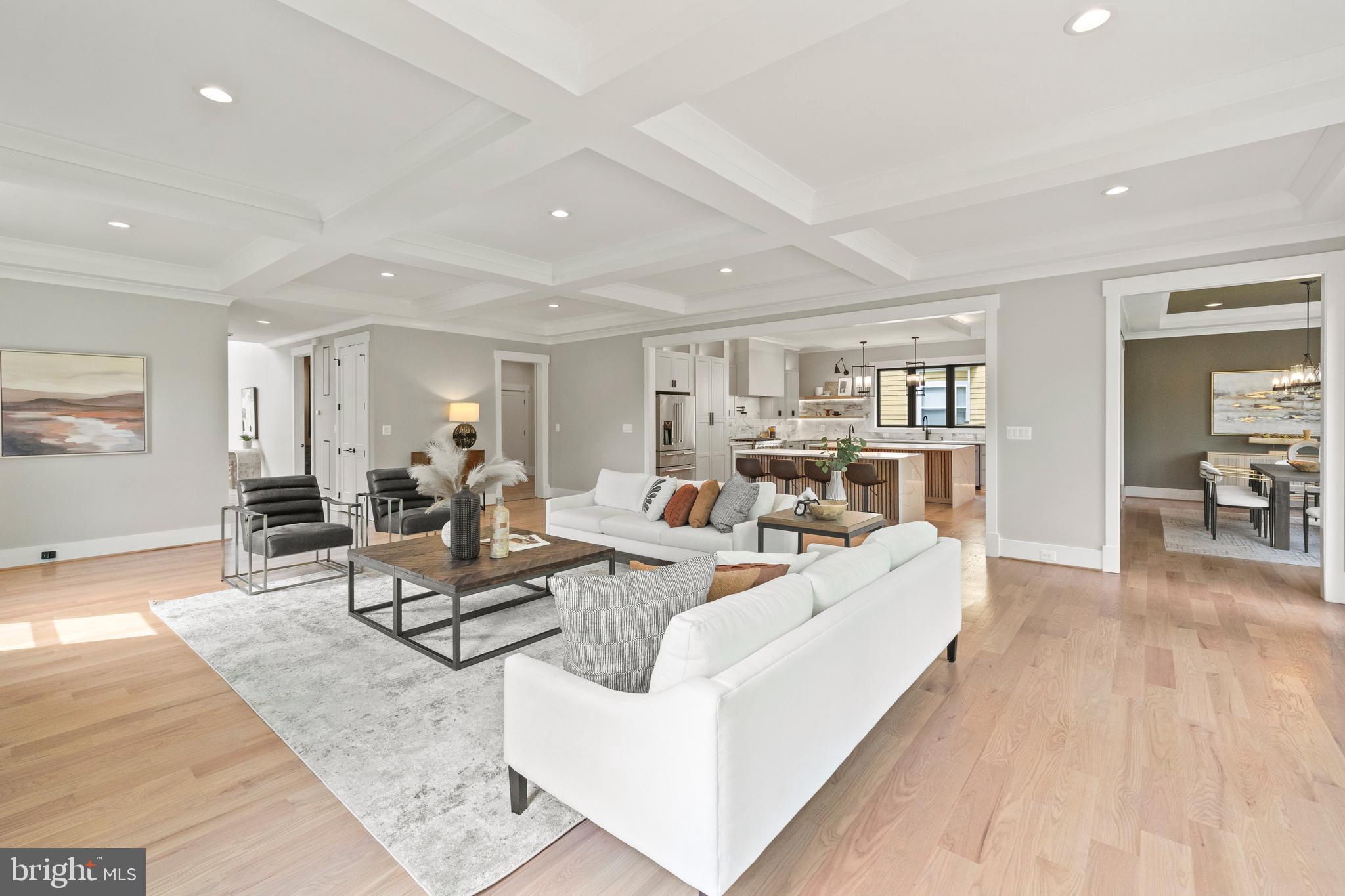 VIENNA WOODS - Residential