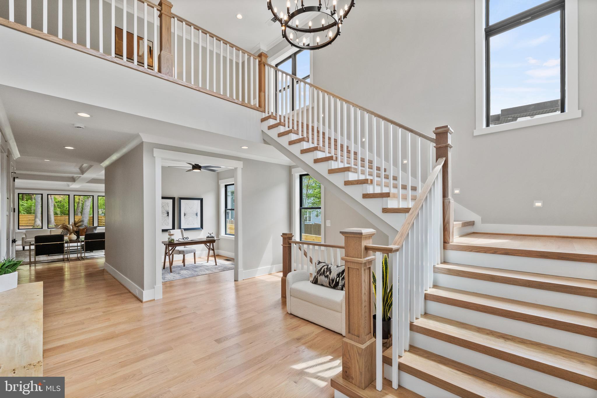 VIENNA WOODS - Residential