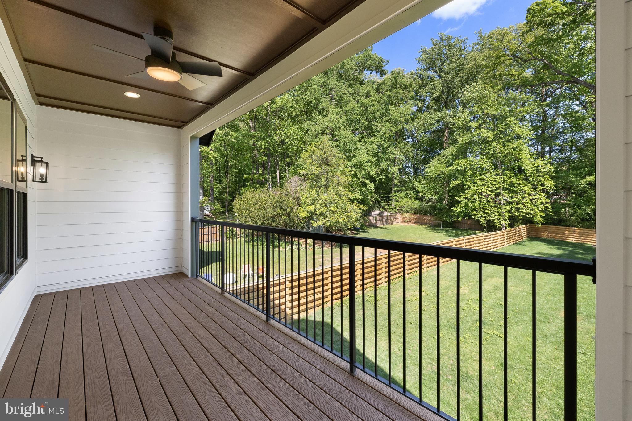 VIENNA WOODS - Residential