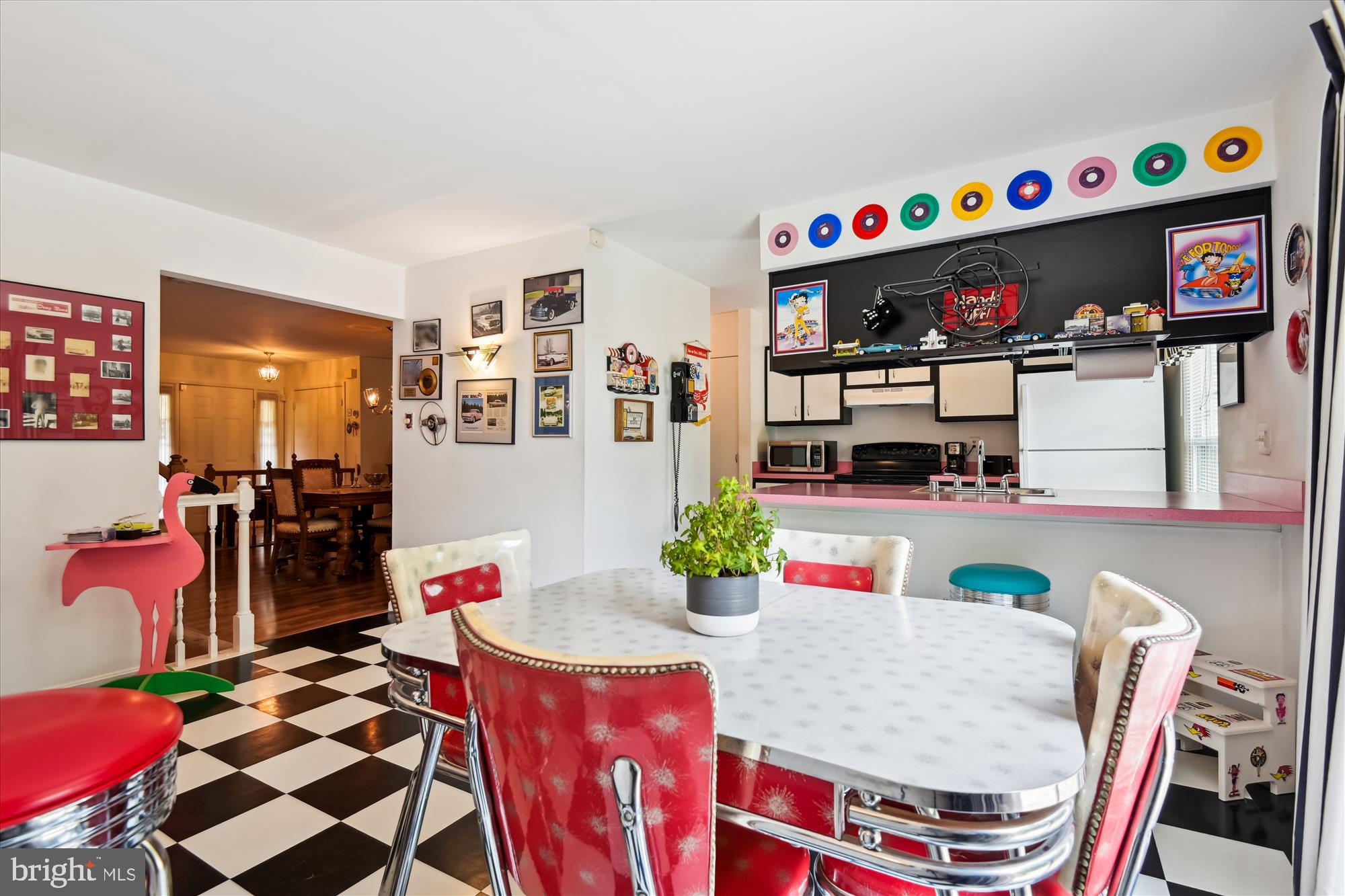 PADONIA COMPLEX - Residential