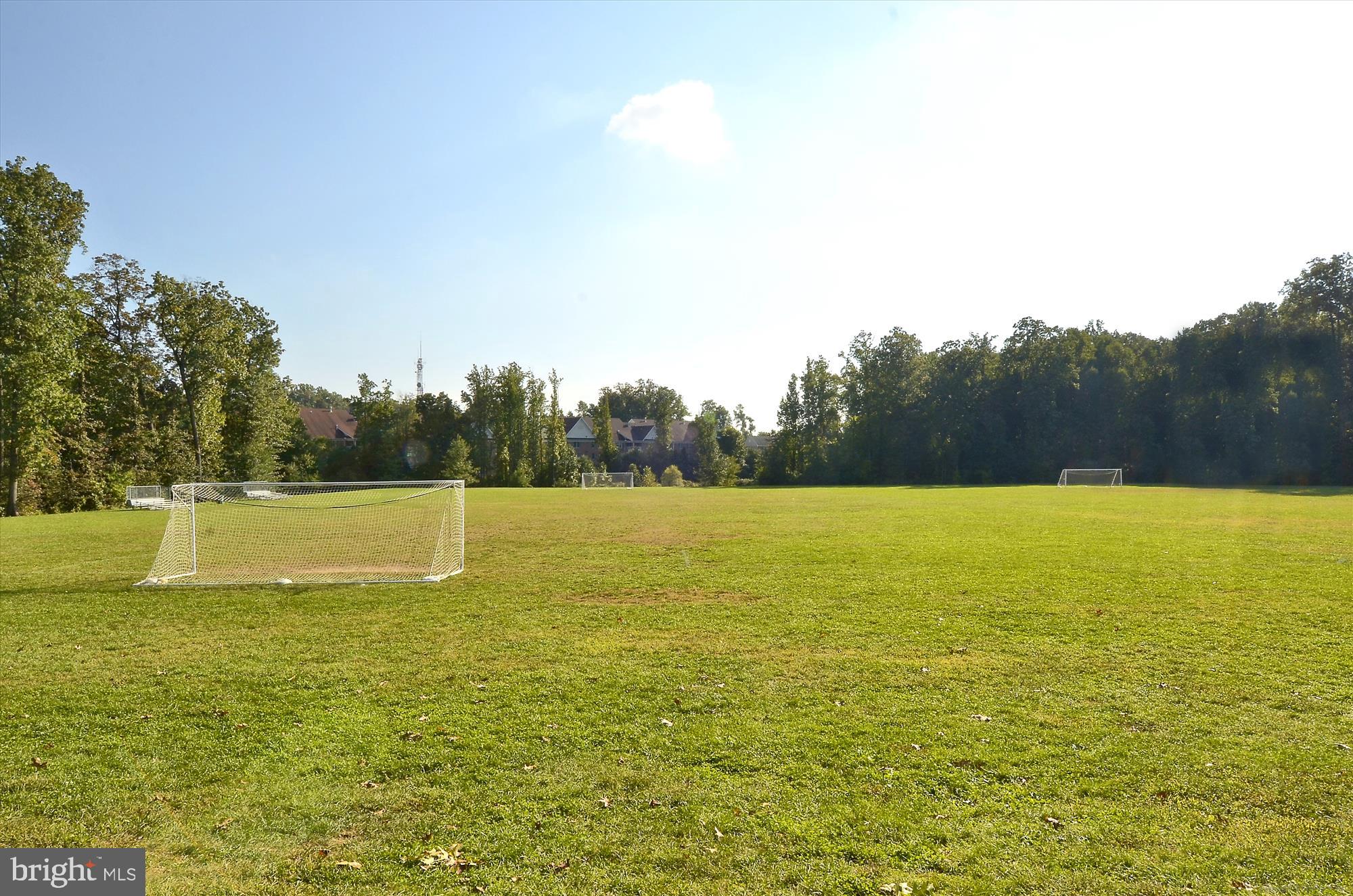 PADONIA COMPLEX - Residential