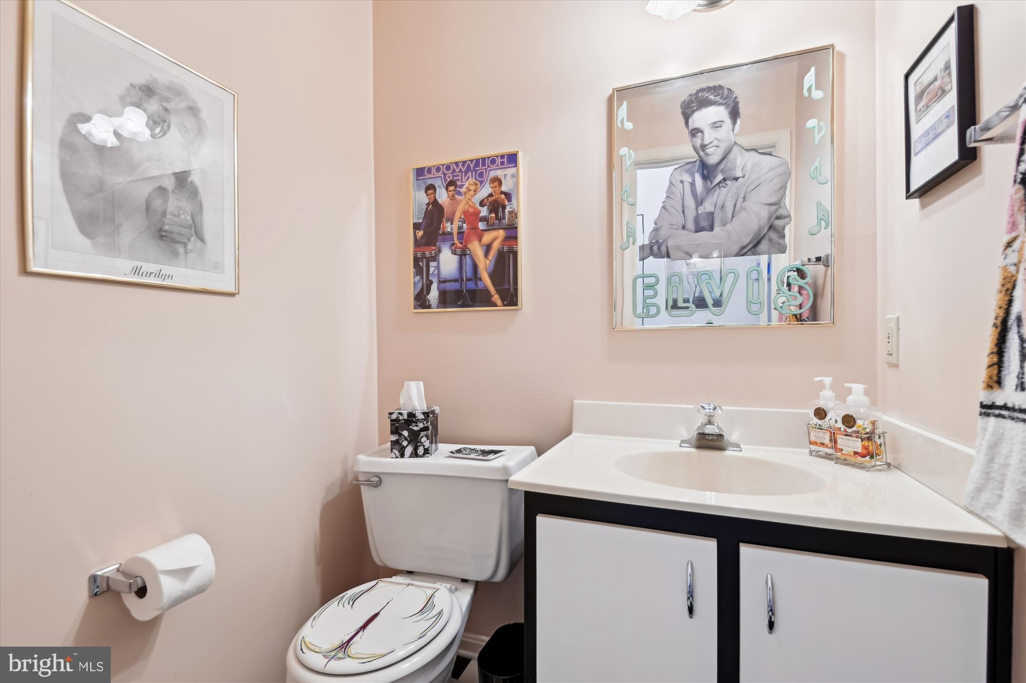 PADONIA COMPLEX - Residential