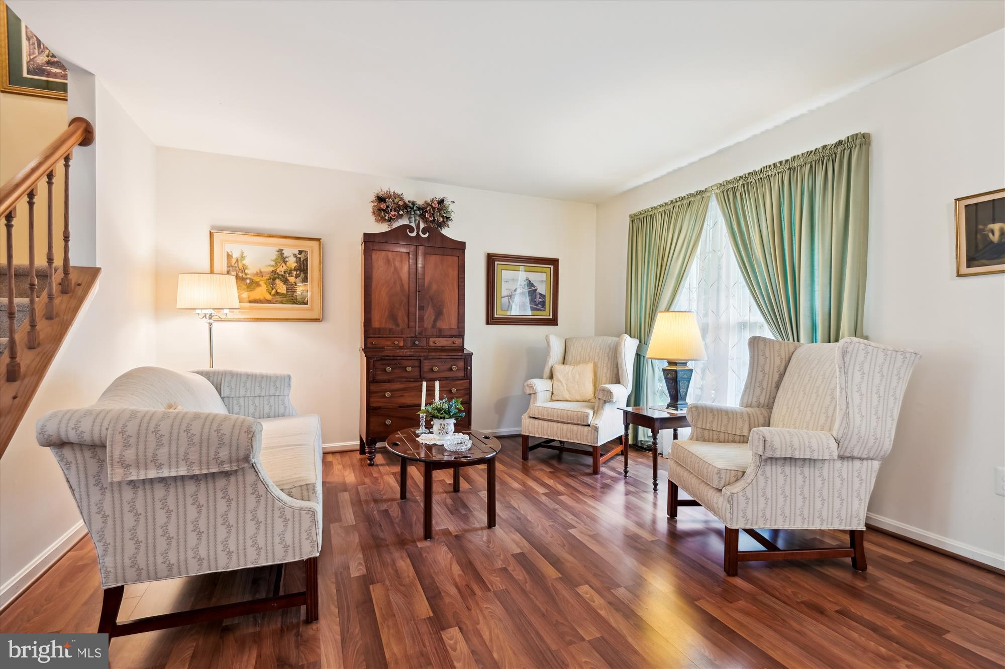 PADONIA COMPLEX - Residential