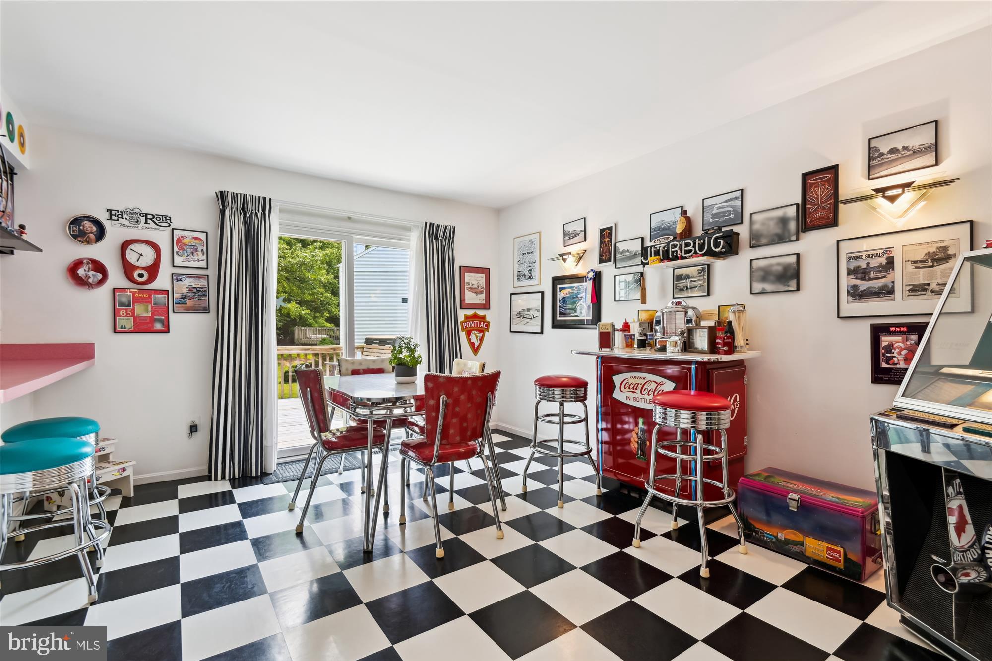 PADONIA COMPLEX - Residential