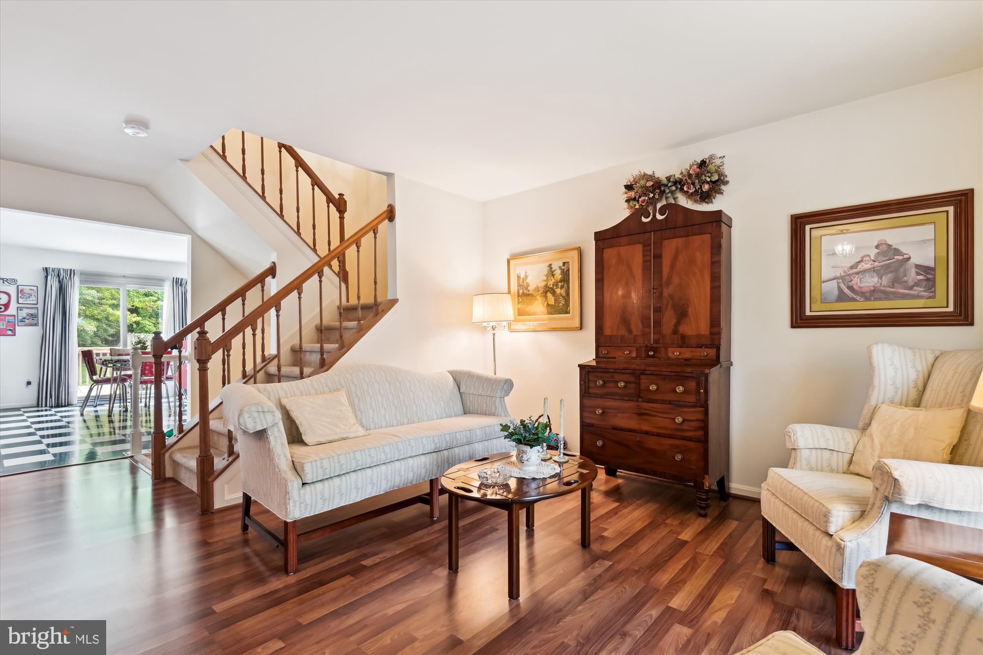 PADONIA COMPLEX - Residential