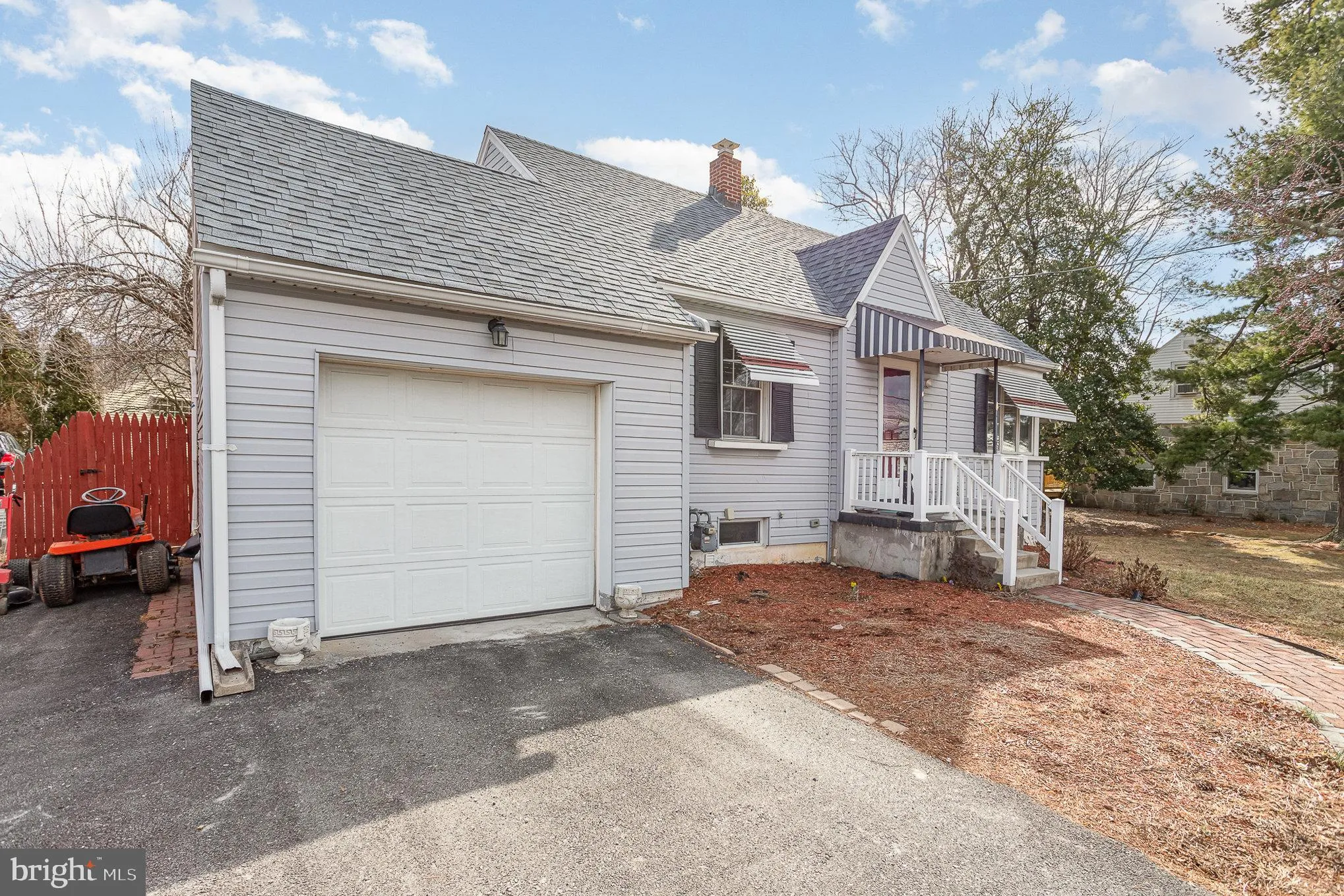 York, Pennsylvania 17406, United States, 3 Bedrooms Bedrooms, ,1 BathroomBathrooms,Residential,Pending,80312