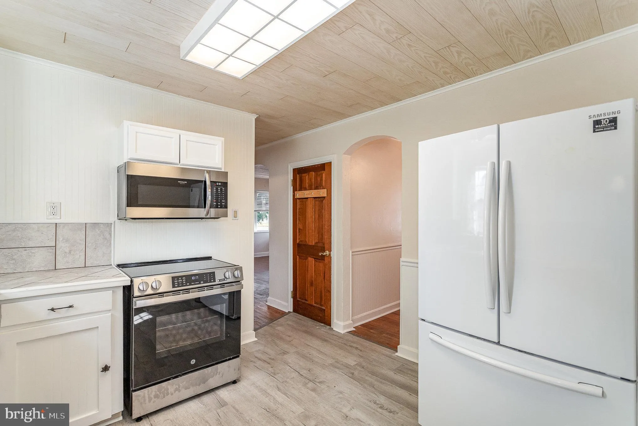 York, Pennsylvania 17406, United States, 3 Bedrooms Bedrooms, ,1 BathroomBathrooms,Residential,Pending,80312